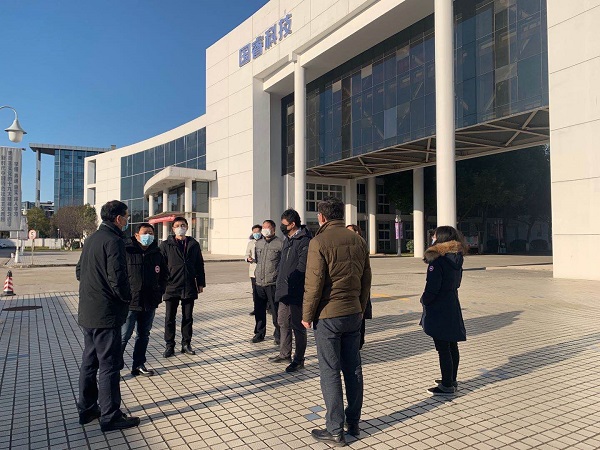 國(guo)睿子(zi)集(ji)團(tuán)領(ling)導(dao)檢(jian)查公(gōng)司複工(gong)防疫工(gong)作(zuò)